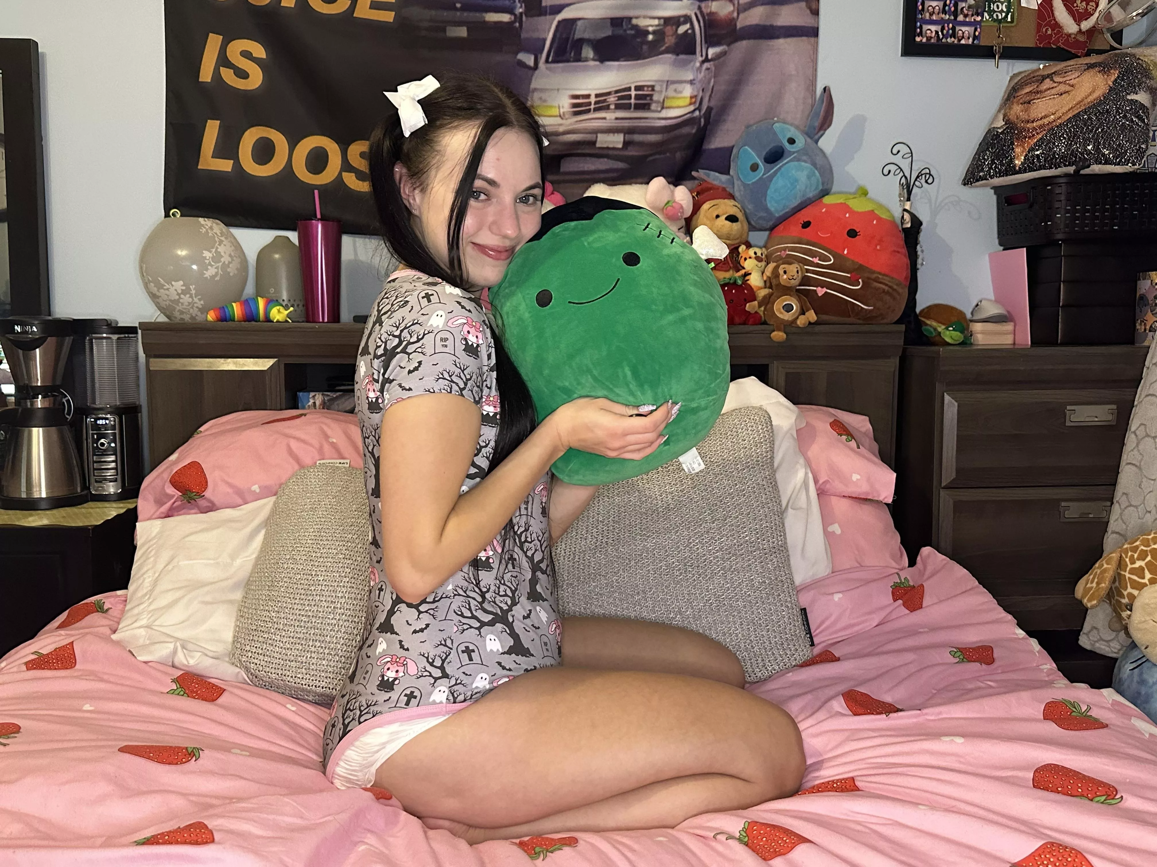 Happy Halloween from Frankie and I 🎃👻🦇