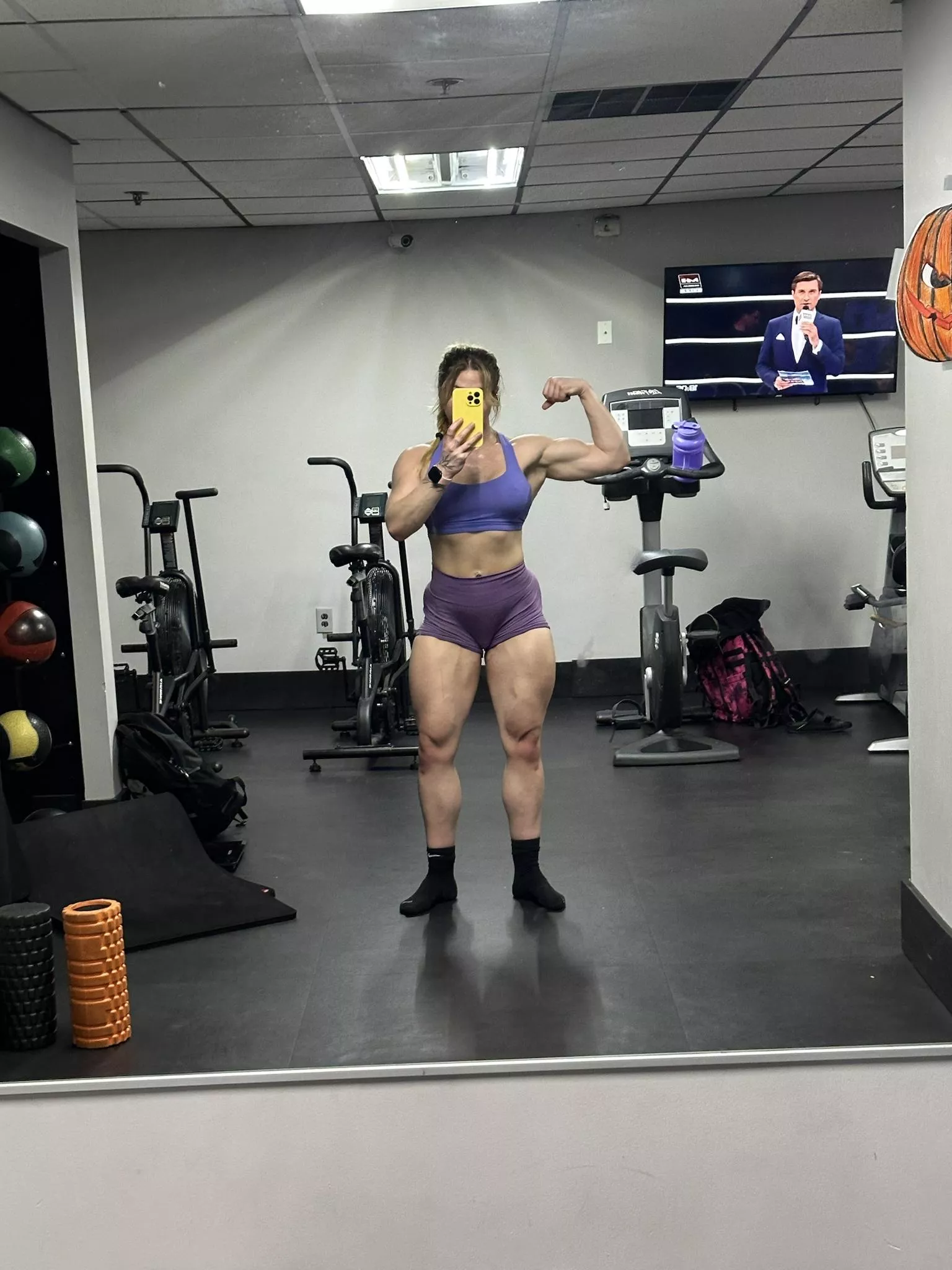 I showed my glutes last, but now the front