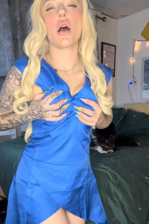 My natural tits need some male attention