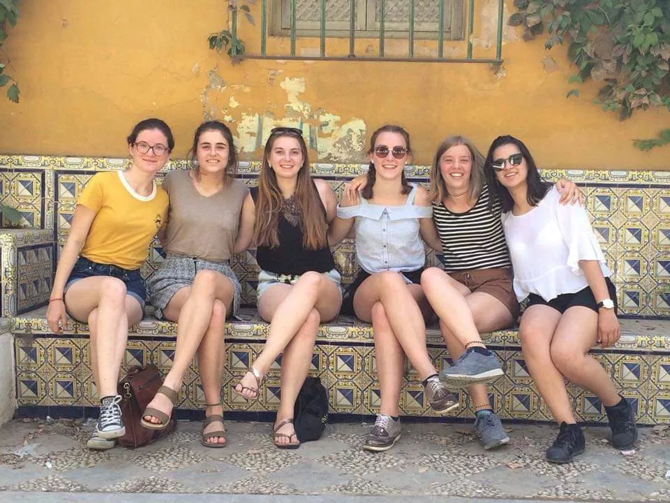 nerds on a girlstrip