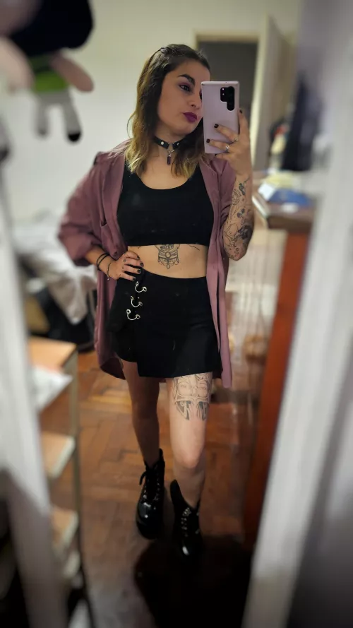 Ready to go out! How I look? 🙈