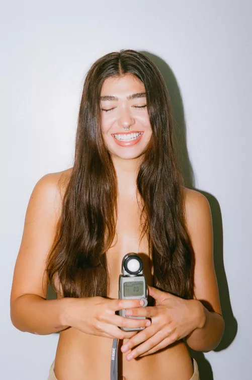 What should a girl do to impress you?