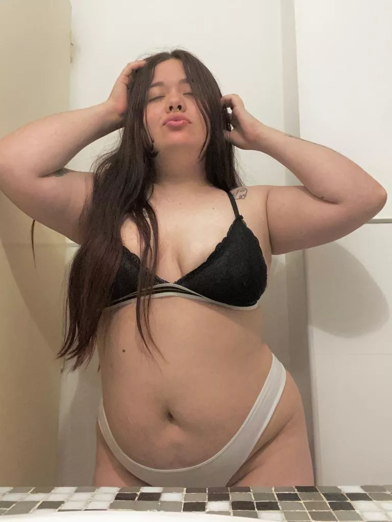 Would u fuck a fat chick