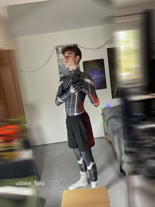 (20) do you like my outfit? 👀