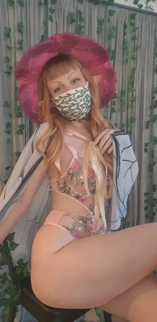 Bet I could make your hand disappear in my cleavage