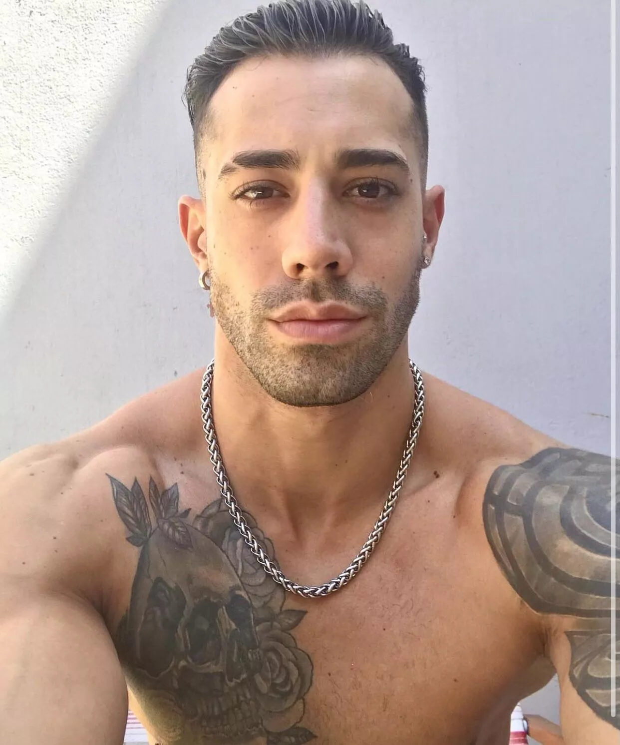 Do I look like a bad boy in this photo? 😈