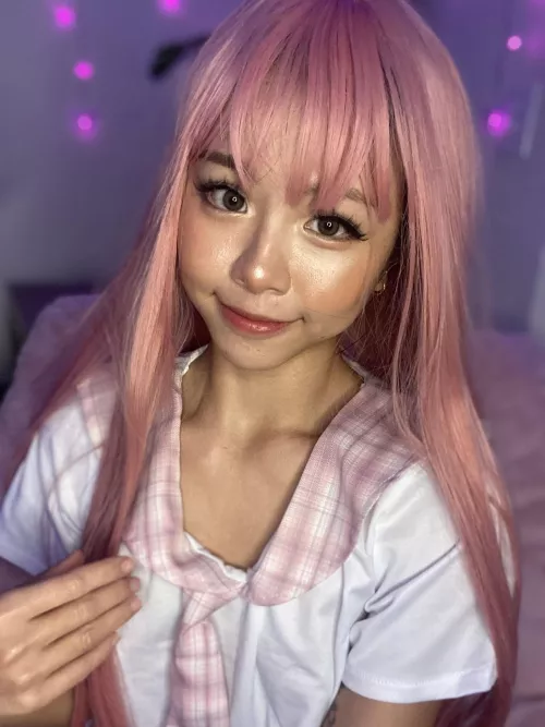 I'm just the cute girl next door that secretly loves dick!