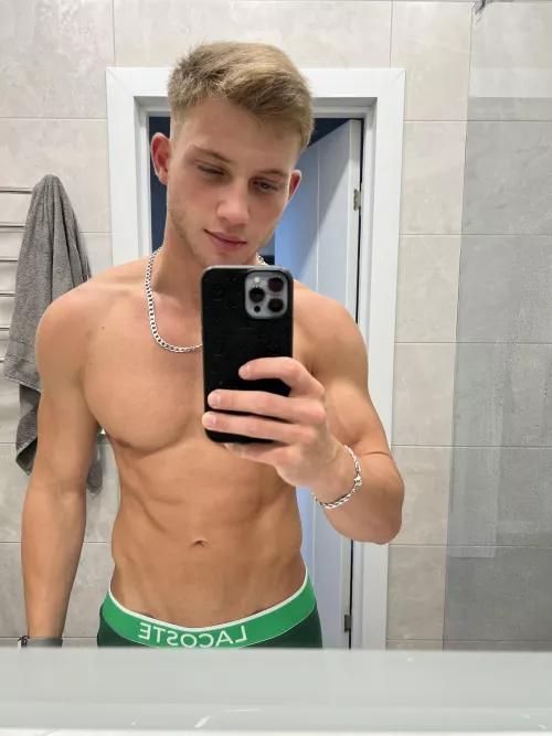 In what outfit do you usually brush your teeth?