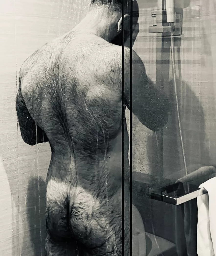 I've been told that I have a flat ass and my friend said no one cares about the ass of a guy .