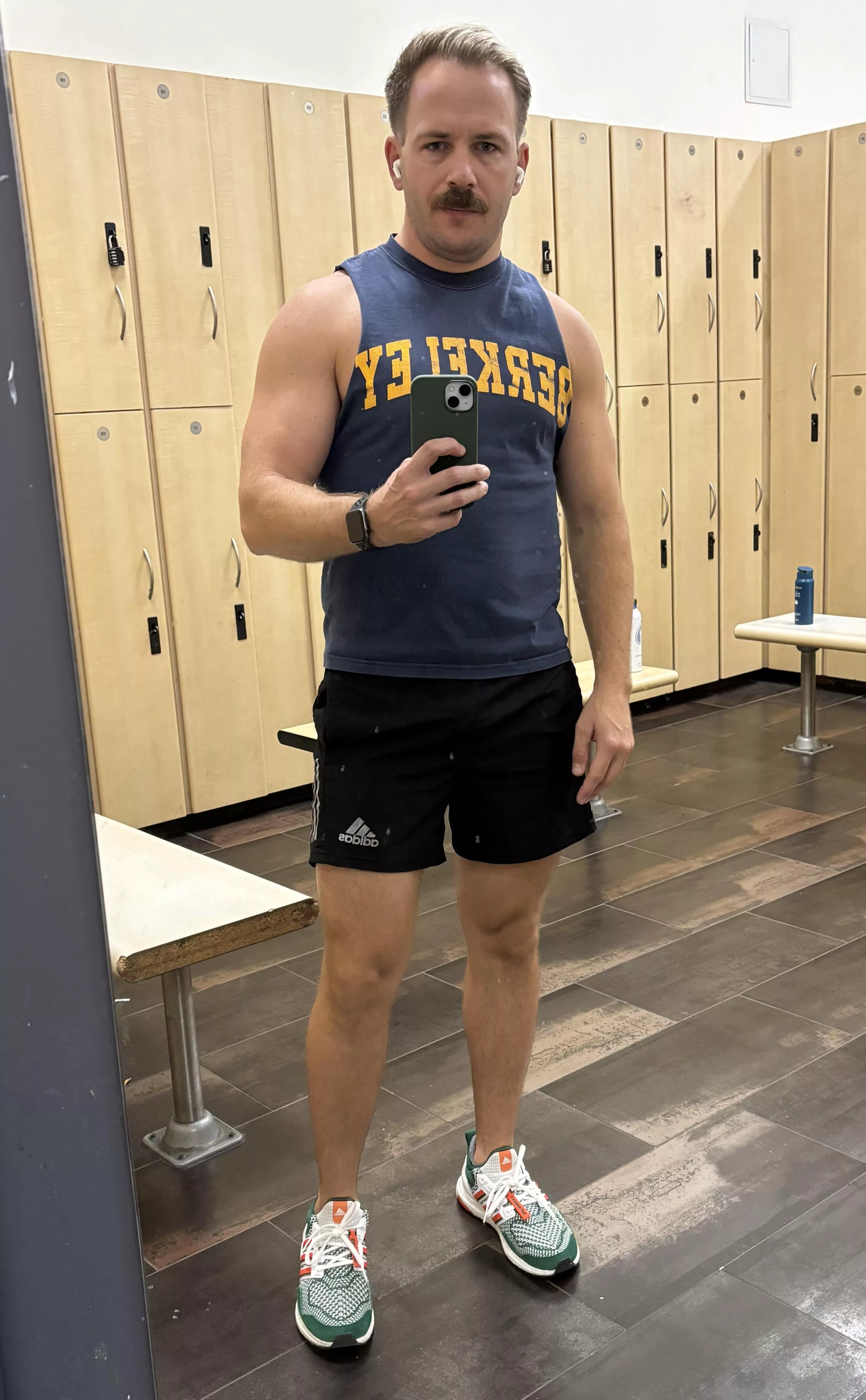 No [shoulder] pain, no gain!