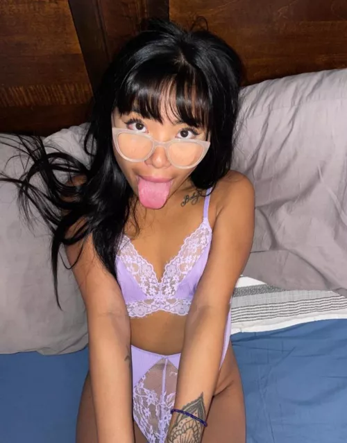 should i go to clsss with this fit on ?