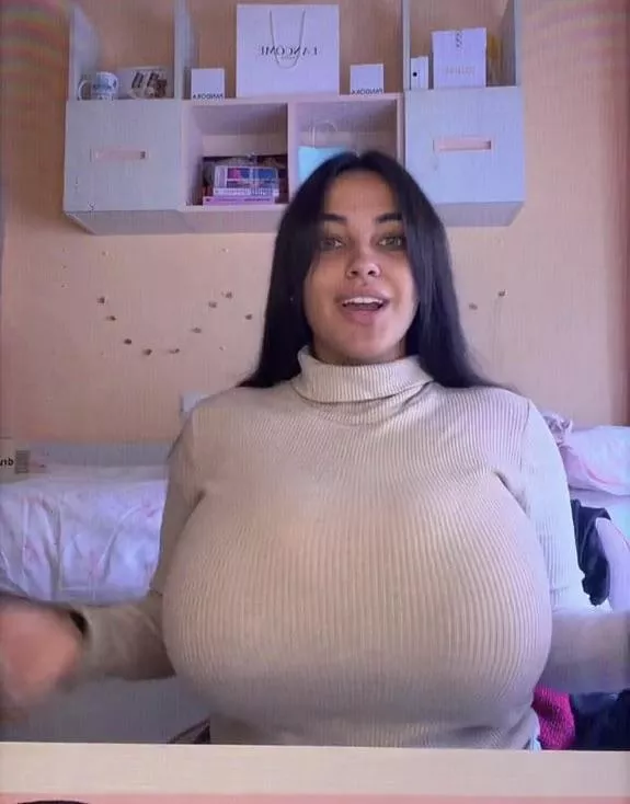 Succulent sweater meat