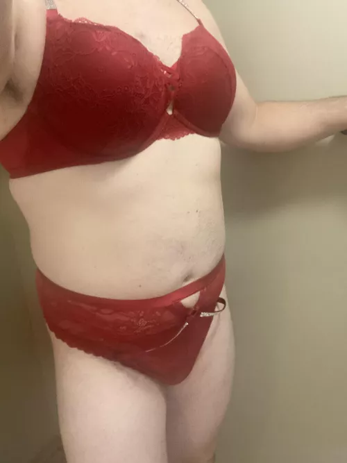 The more I buy the more I like red!!