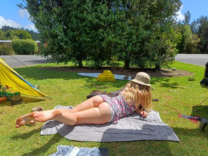 This dress is so so short! I cant do anything without my ass showing