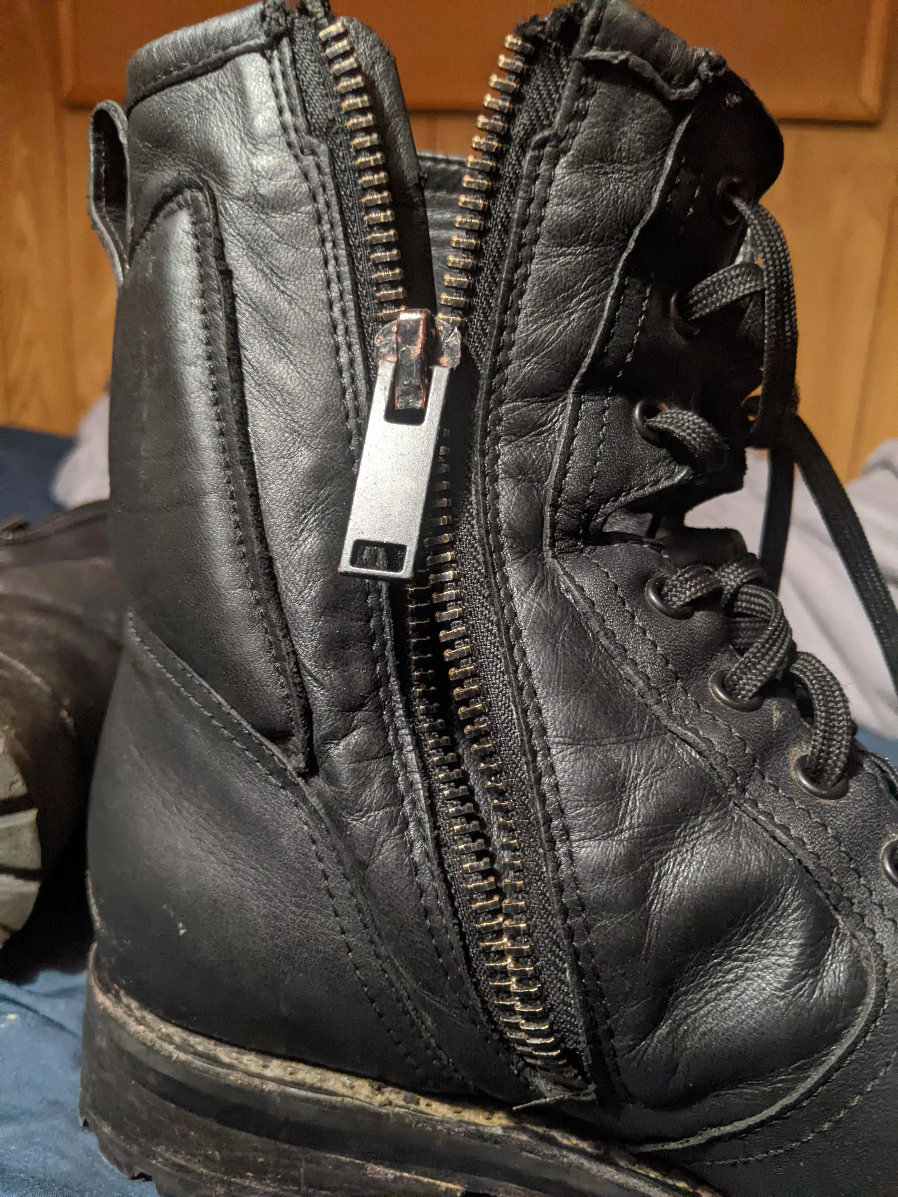 Thursday Casa Moto zipper gave out after 2 months. I'm pissed.