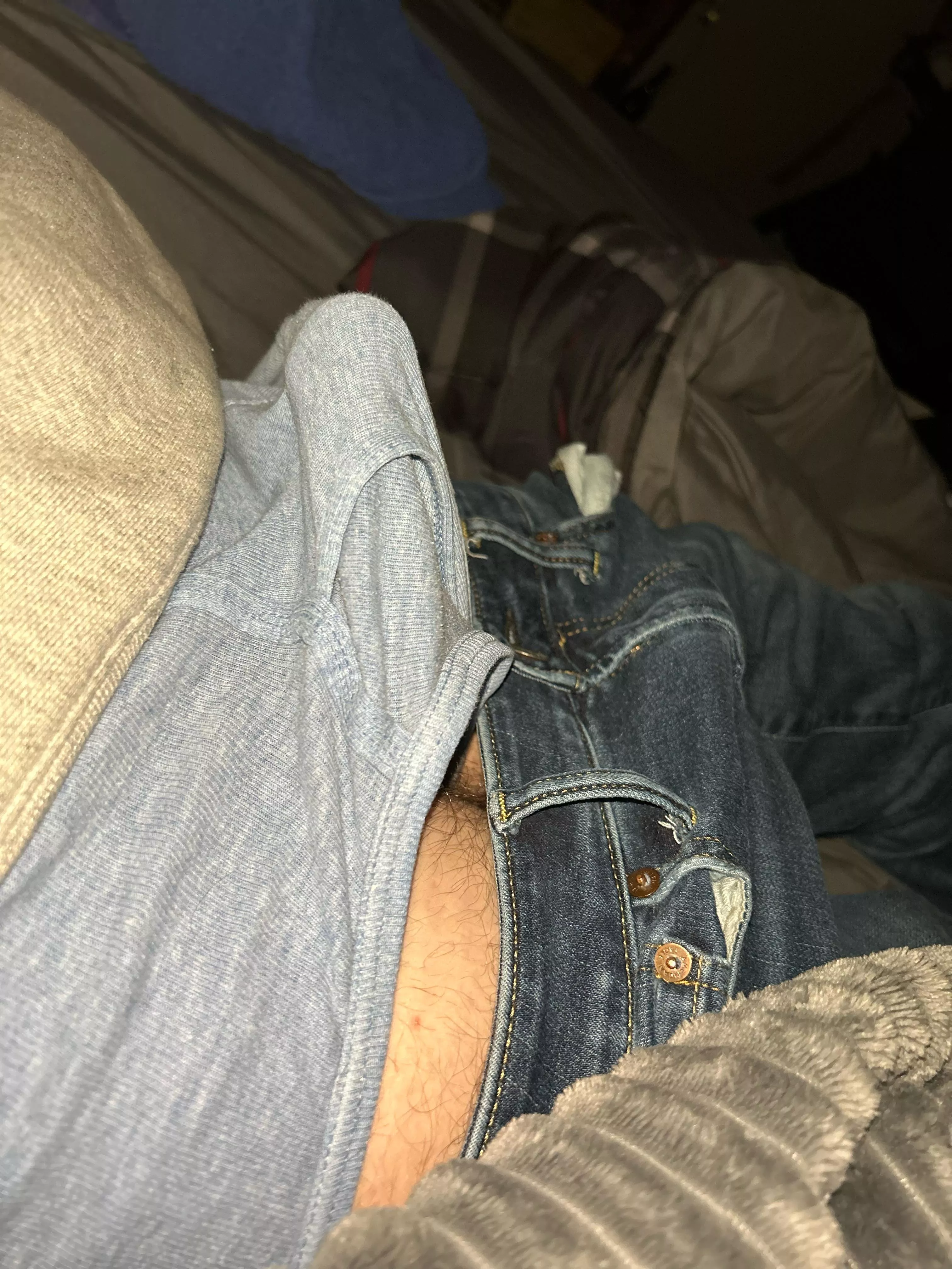 18 year old virgin would love to help someone 😉