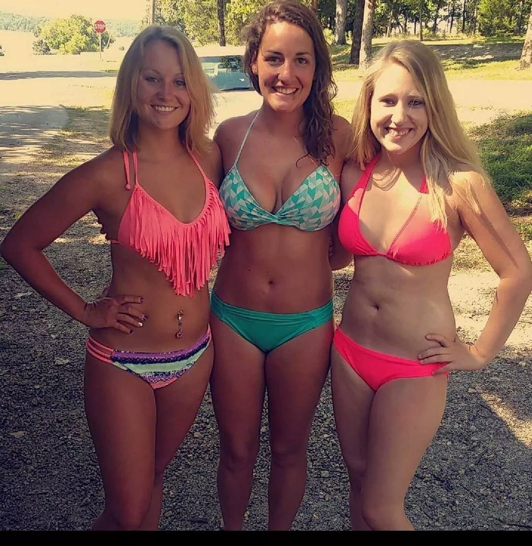 Bikini Babes