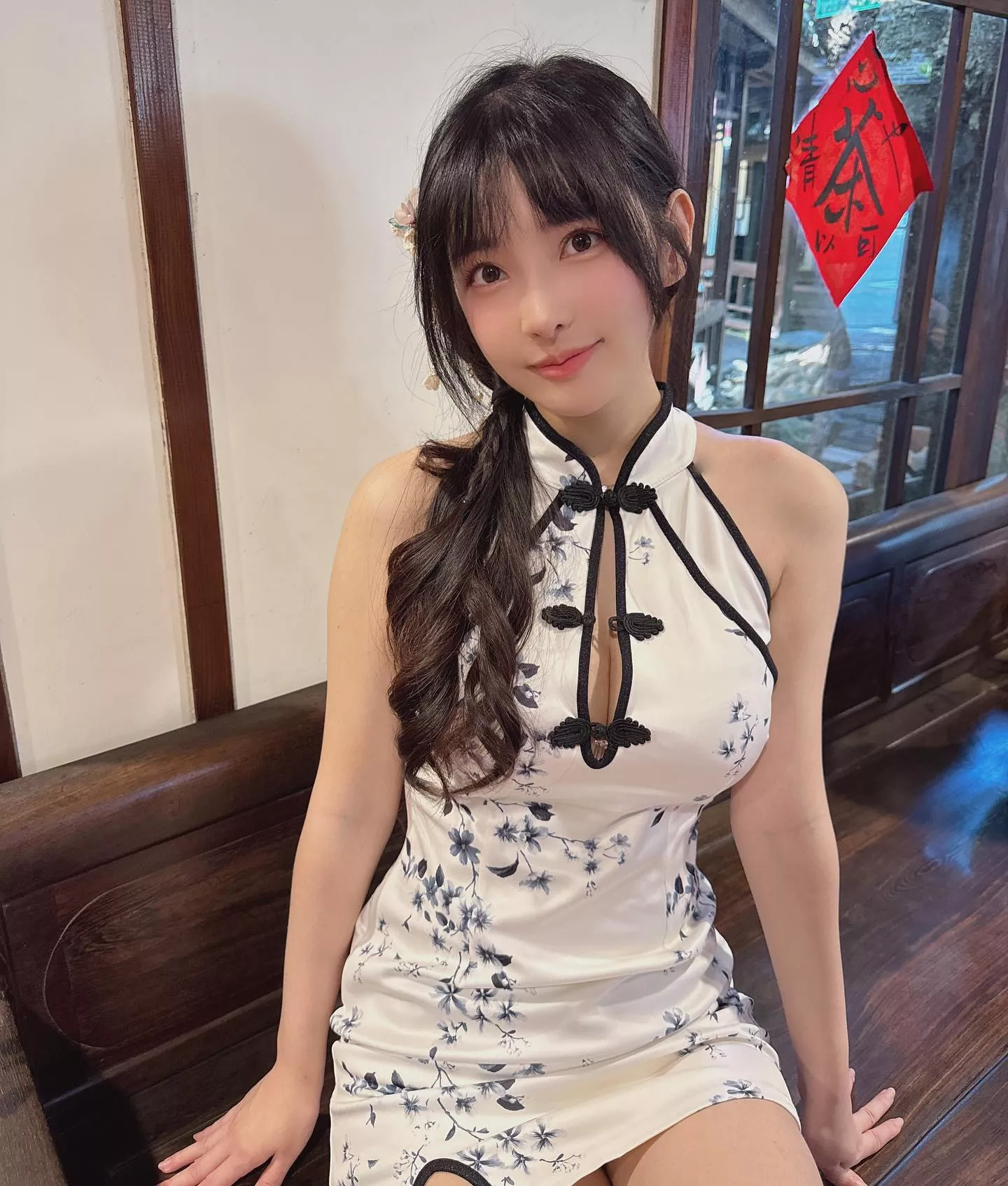 Cute qipao girl