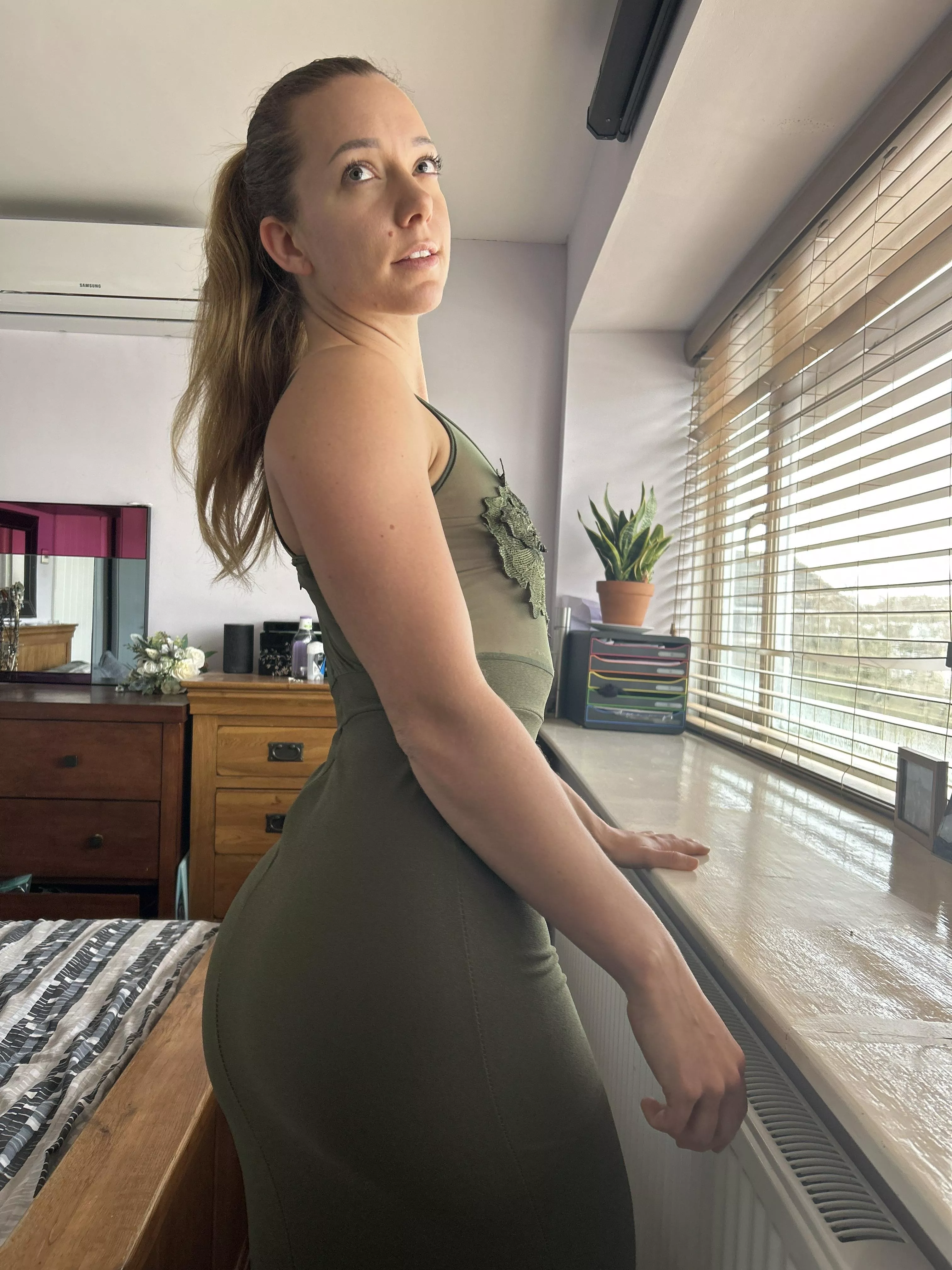 does my bum look good in this dress