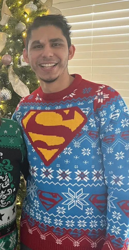 Gave myself what I’m calling a super early Christmas gift by getting a gaming computer. 😂 Hit me with your recommendations!