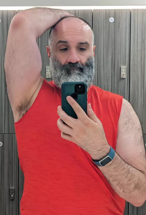 Gym lighting hitting right