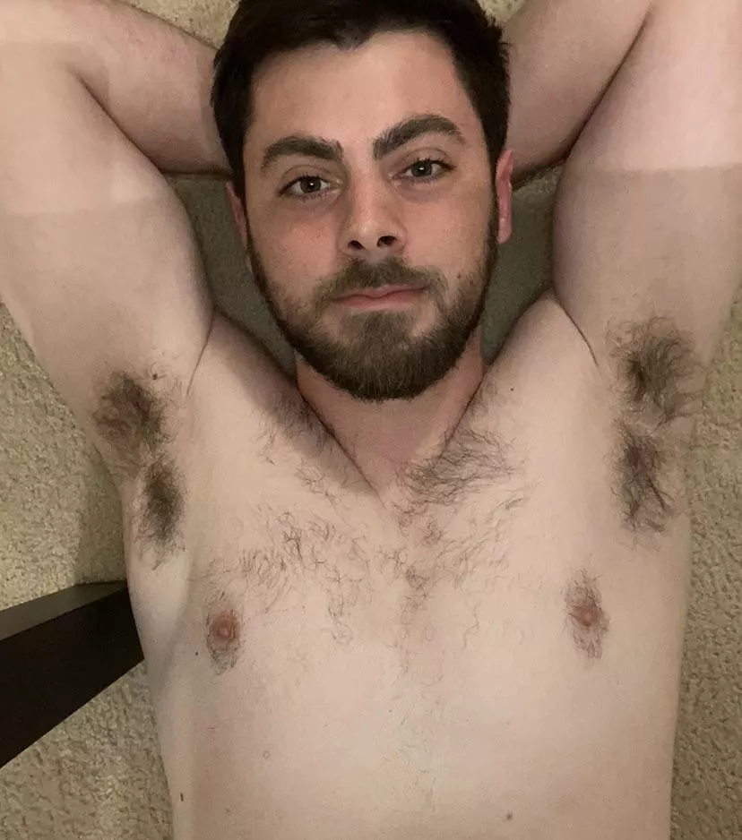 Hairy pits are the best pits