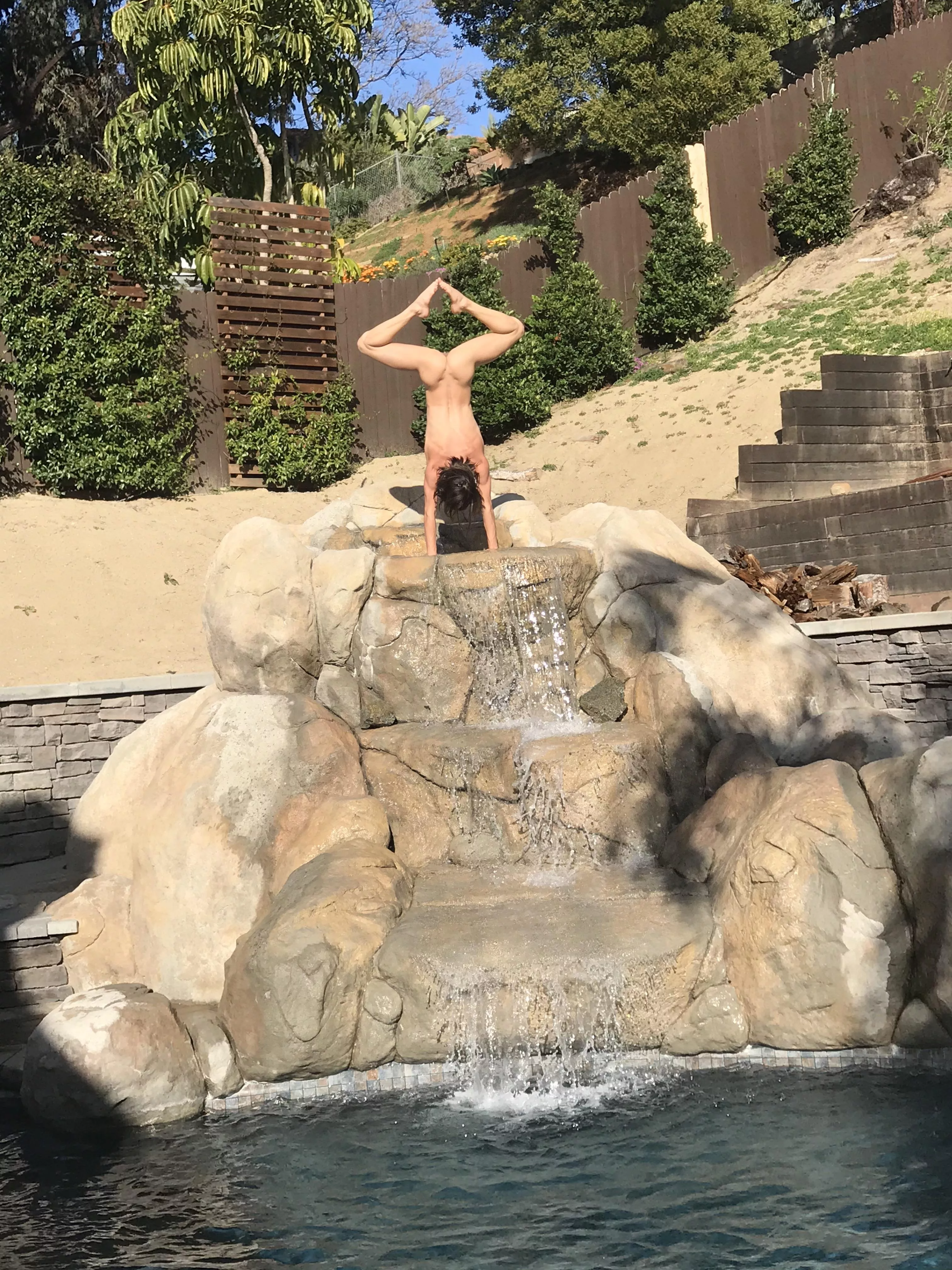 Handstands! You handstand?!