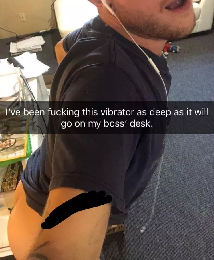 I love fucking my self at work.