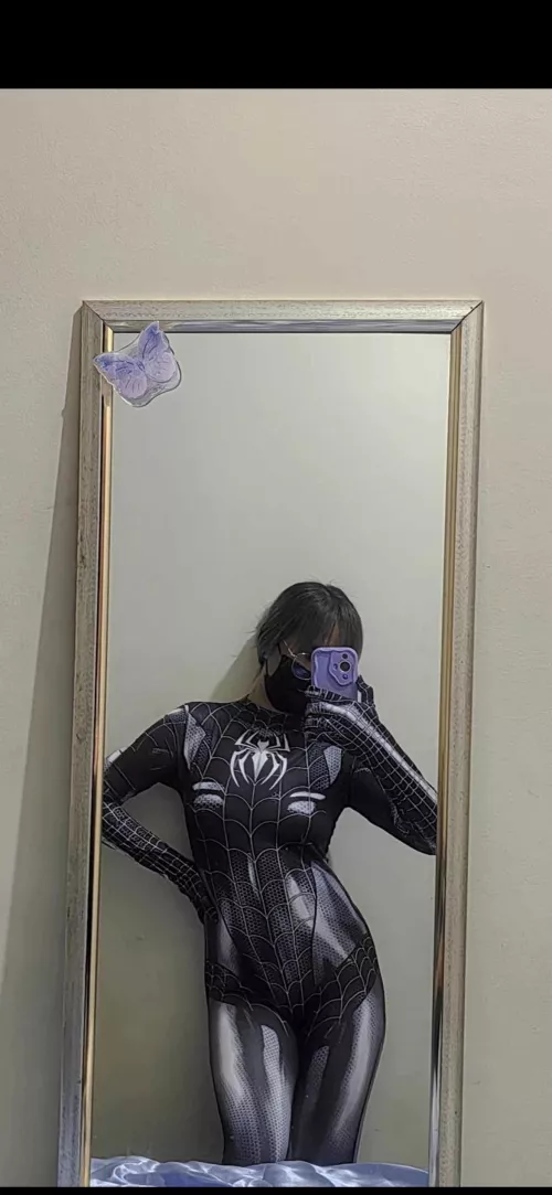 If spider man got bitten by a spider, can I bite you so you can be my man 🫦🕸️🕷️