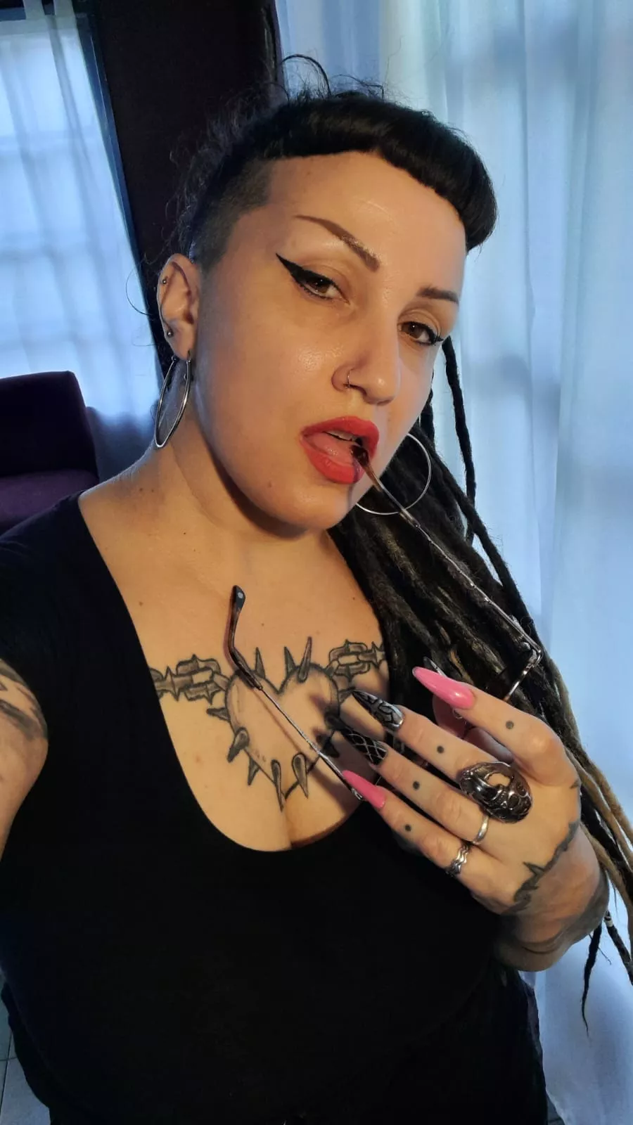 I'll pose naked for you.