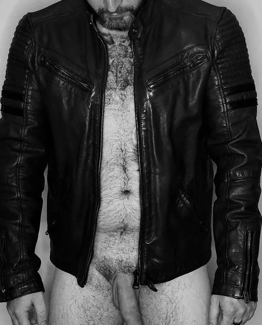 I'm in the mood for an angry fuck. Any takers? [37]