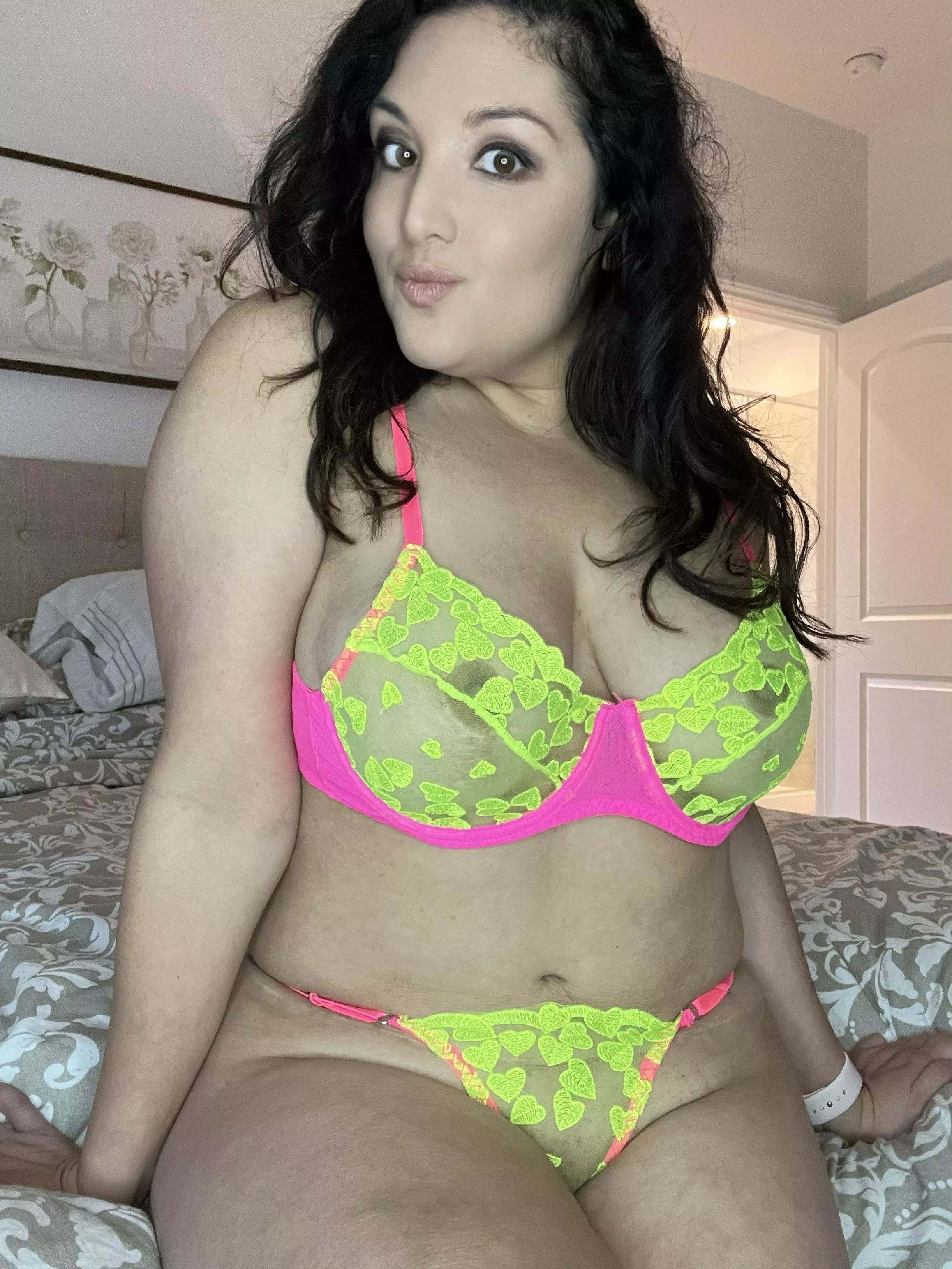 I’m so happy that mom bods still turn you on