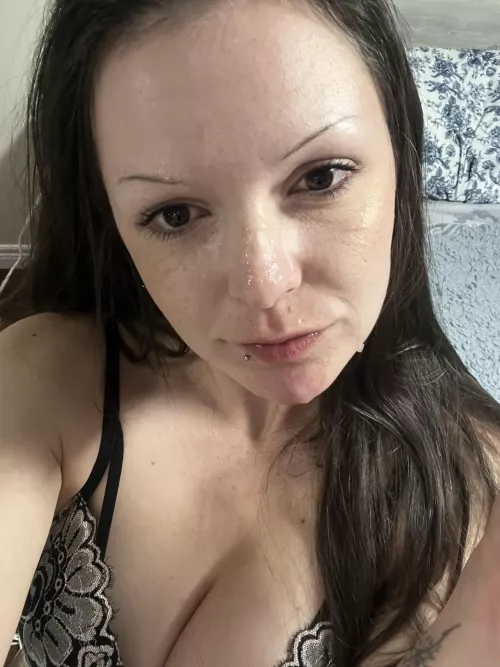 Mommy loves her face covered in your cum