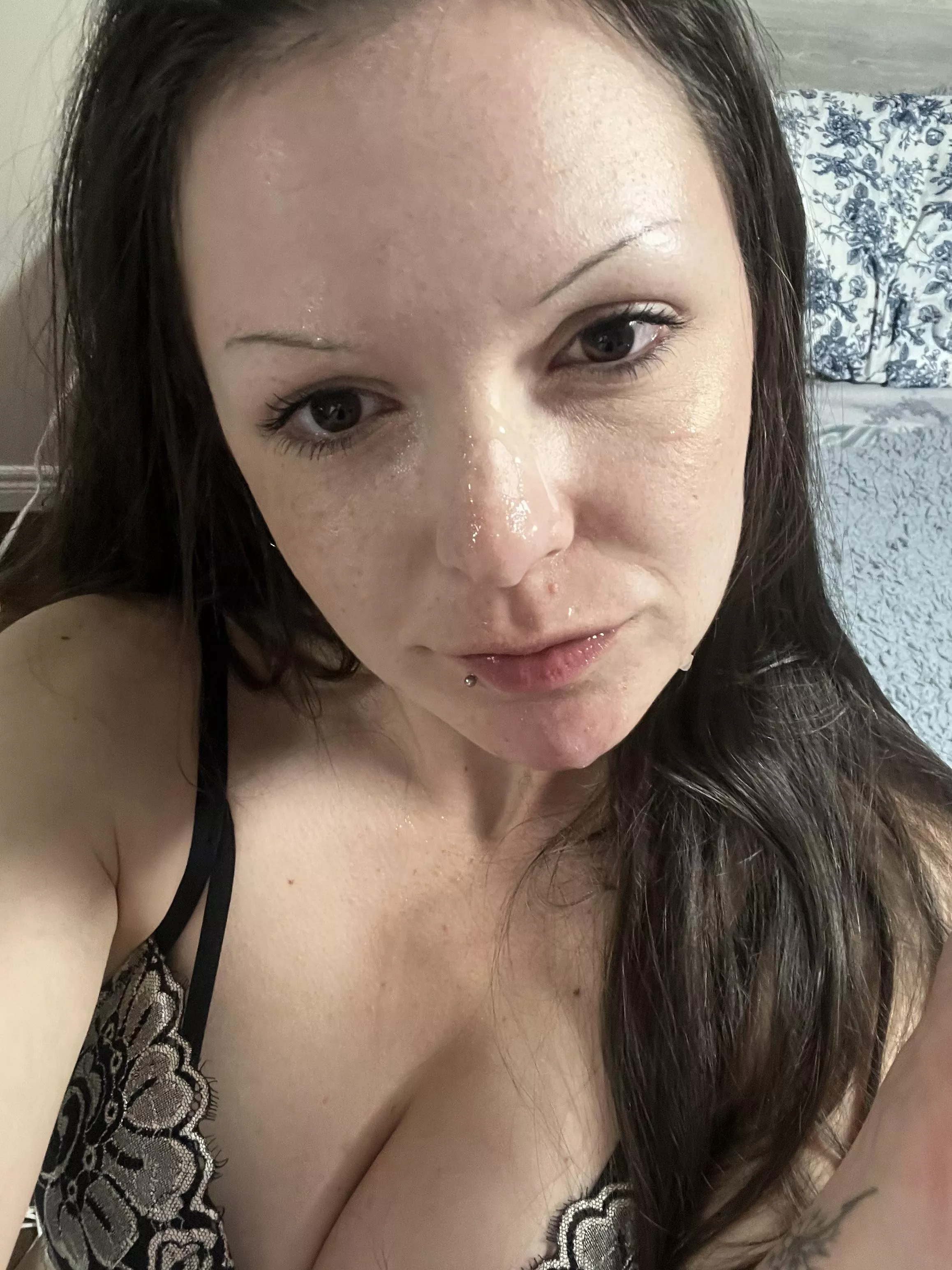 Mommy loves her face covered in your cum