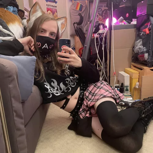 My dom made me post this