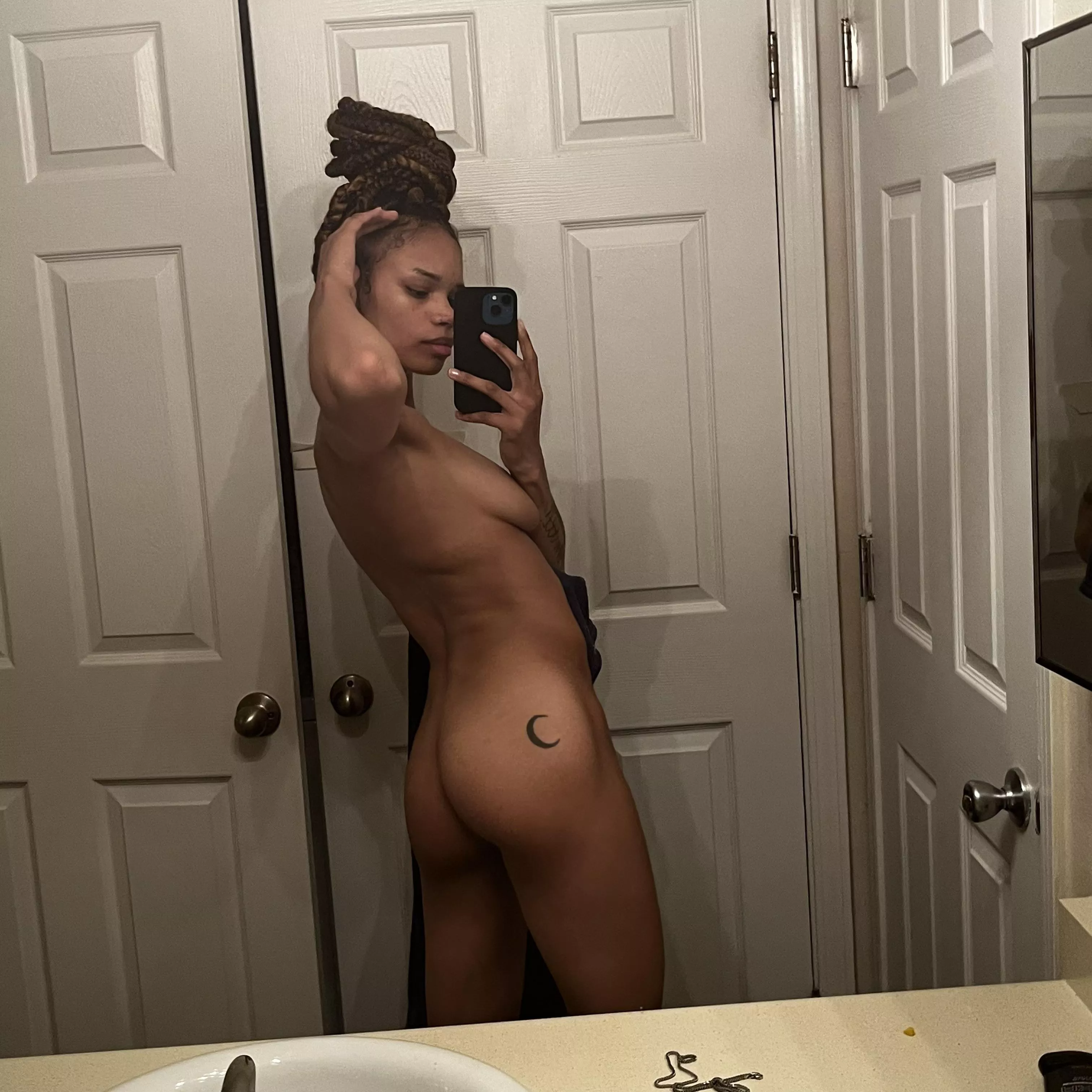 Oops you just got mooned