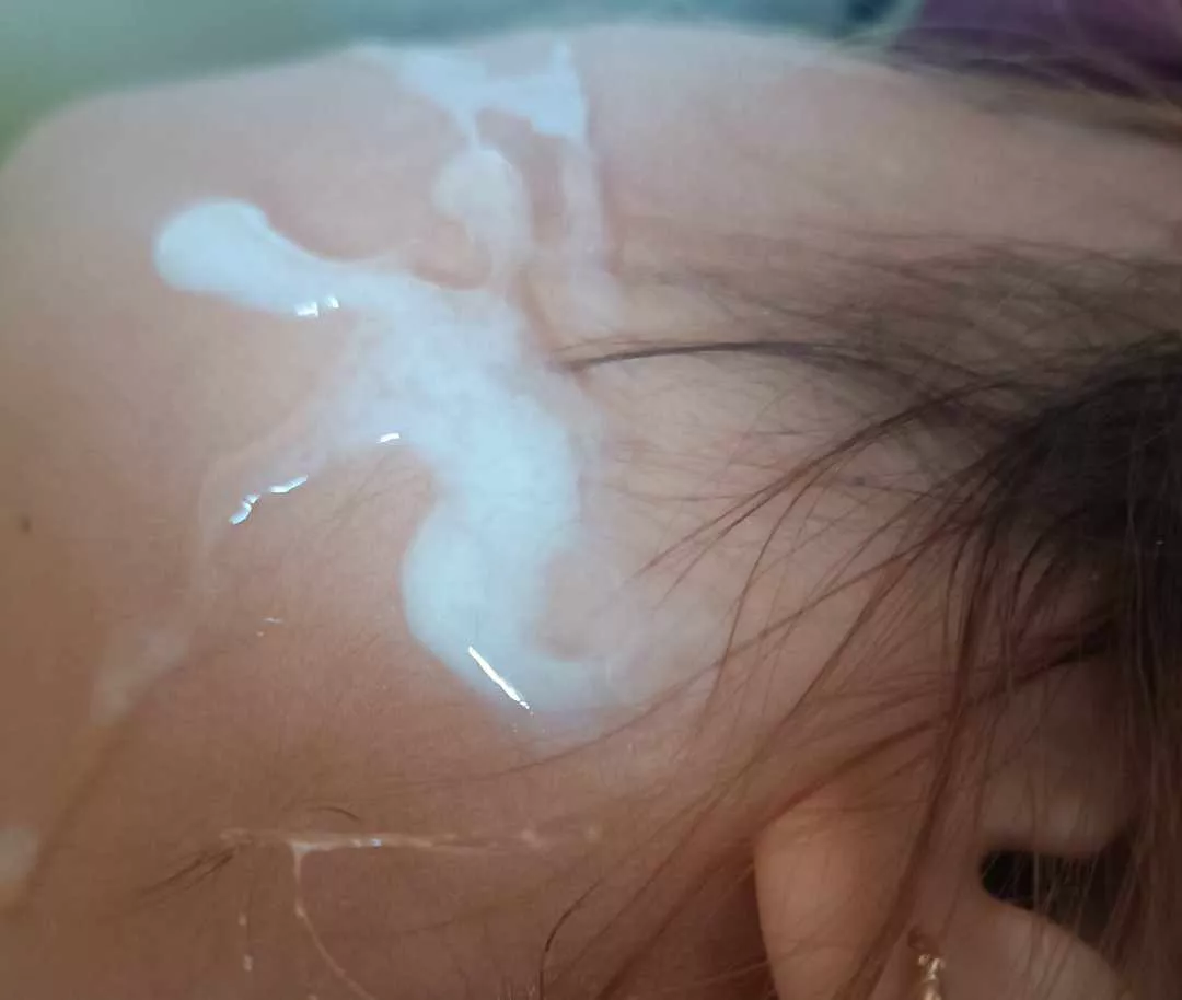 pinutok ko sa mukha nya habang tulog siya (w/ consent) [m][f]