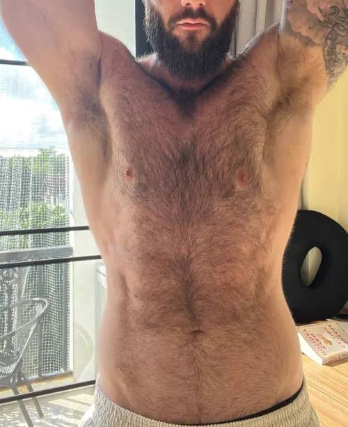 Probably i need someone to sniff my pits..and tell me, how they smell ..