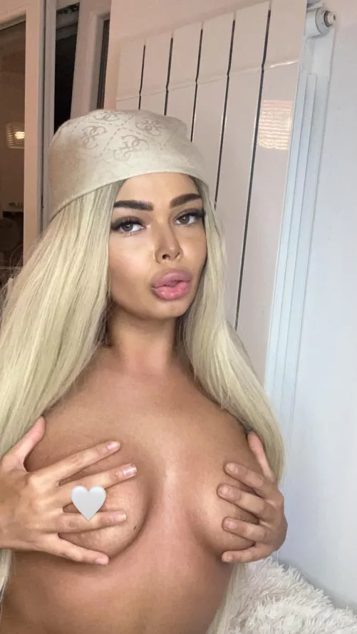 There's space in my bed if you wanna join? 😏🔥