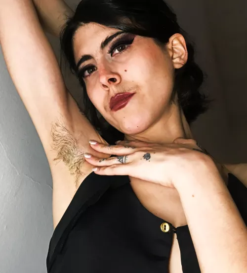 This is my sacred right pit, wanna guess how it smells?