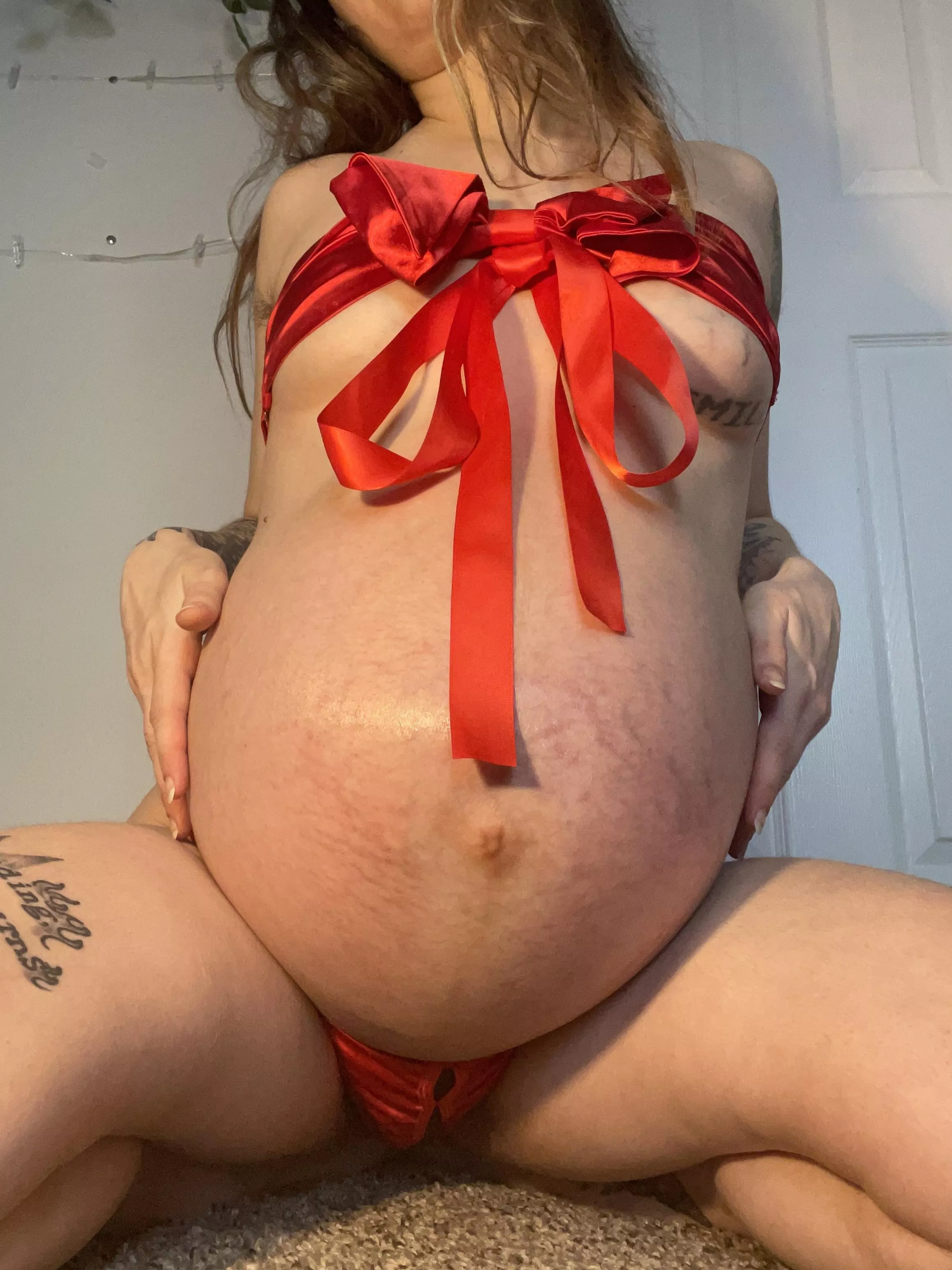 wanna cum & unwrap me?