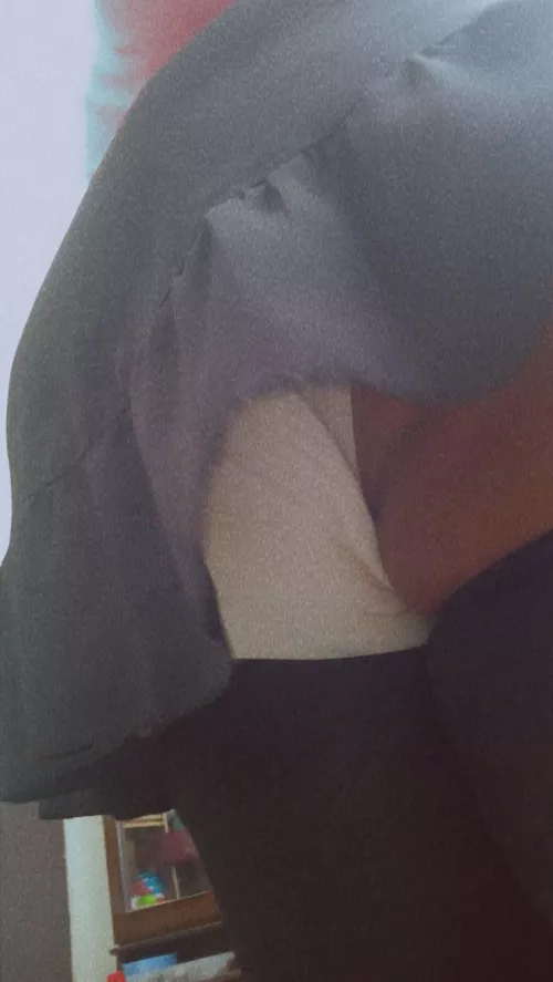 Any love for a birthday girl? I love humiliation but I wanna be praised for being a good girl