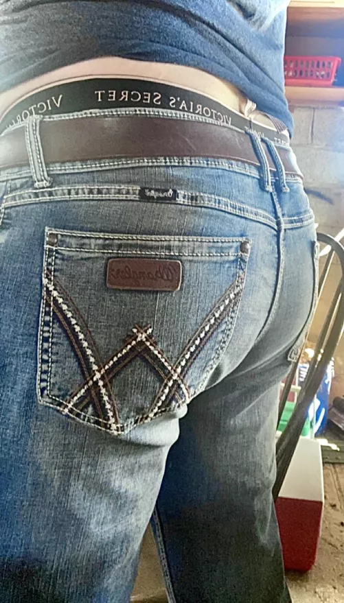 Got a new pair a wrangler reto