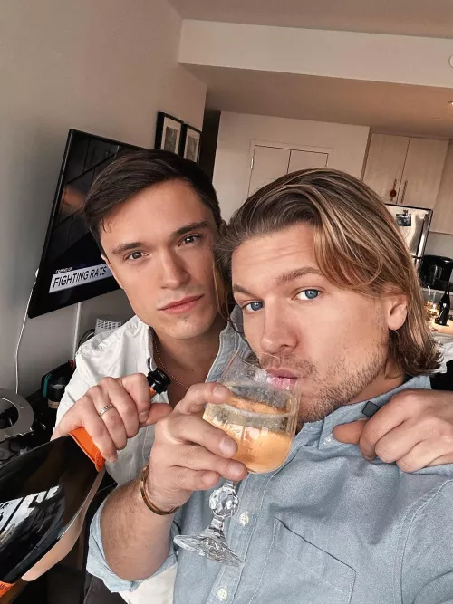 Happy Sunday Everyone!