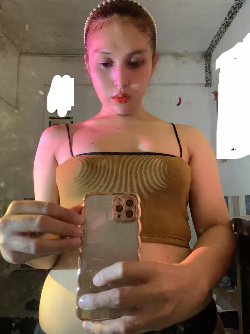 Im 22 and i know that i can be your slut. After you use me i expect to throw me 😉