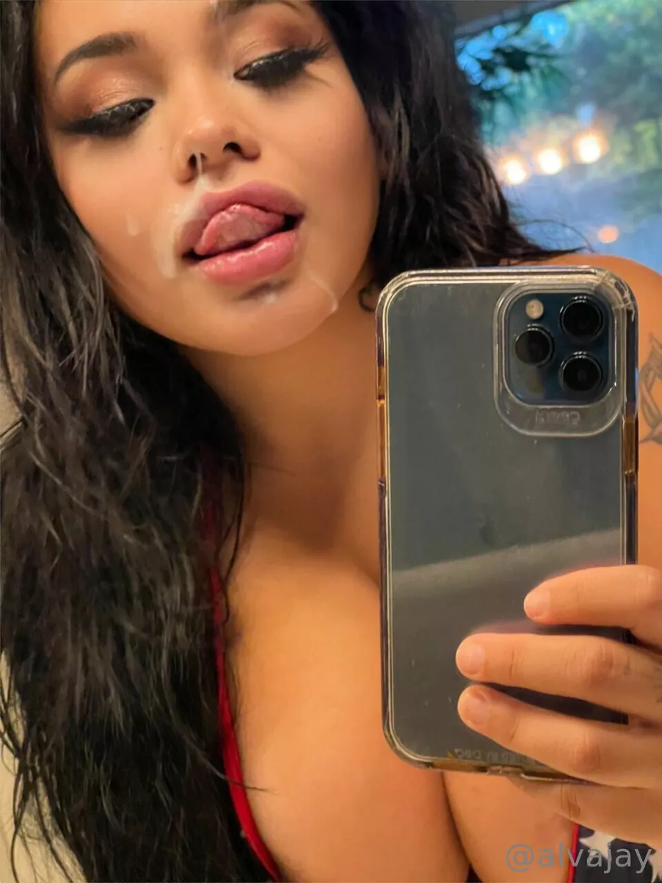 Upload photo to Instagram