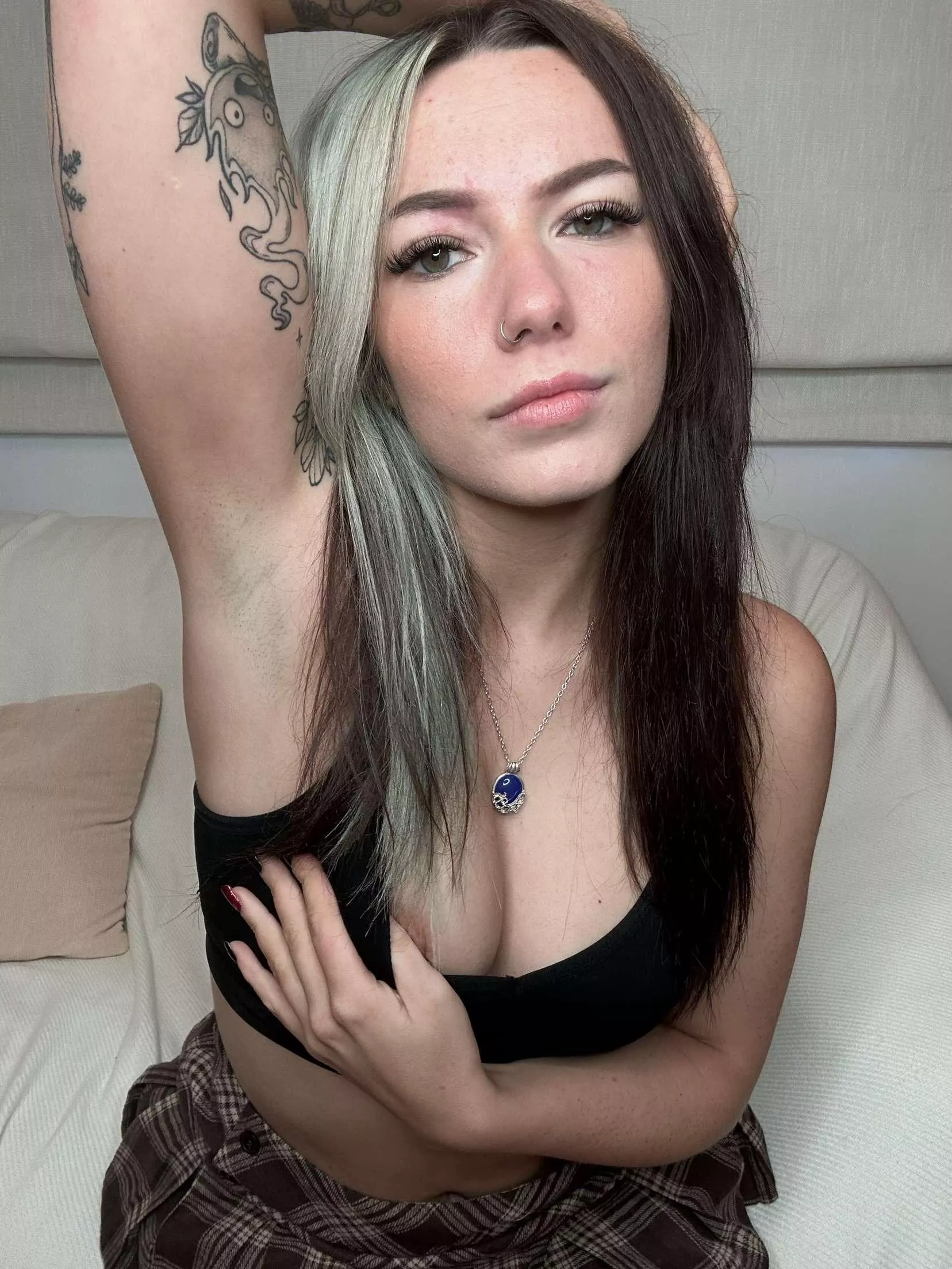 Would you say my armpits are smooth or stubble and are they your type?