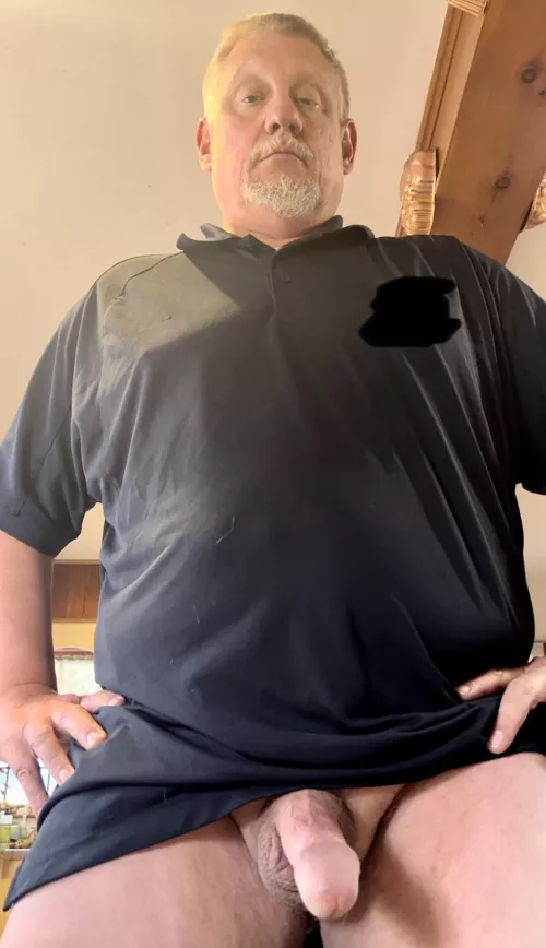 [50] Daddy is getting distracted from work