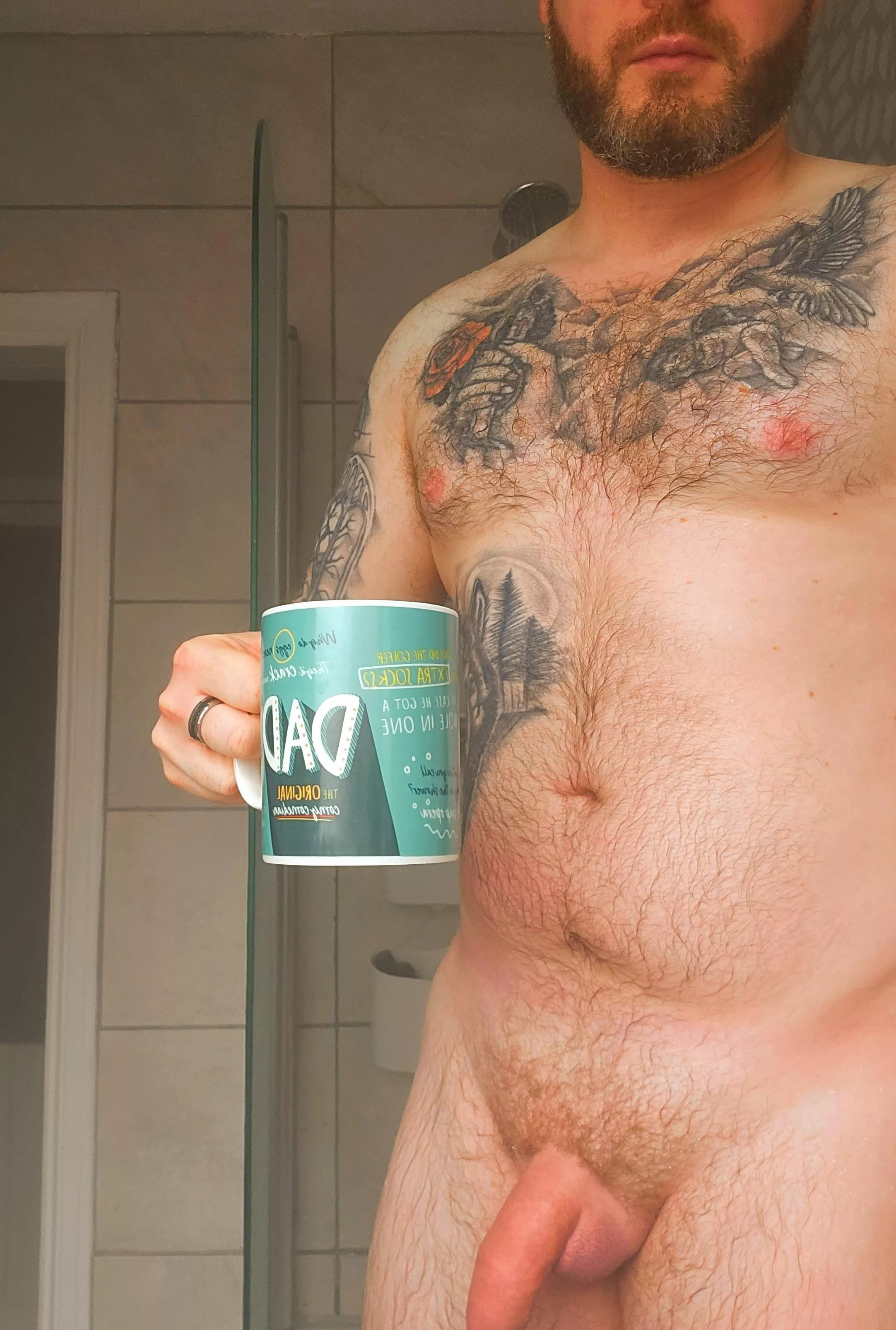 Dadbod, tattoos, big cock, beard.....who's game? [37]