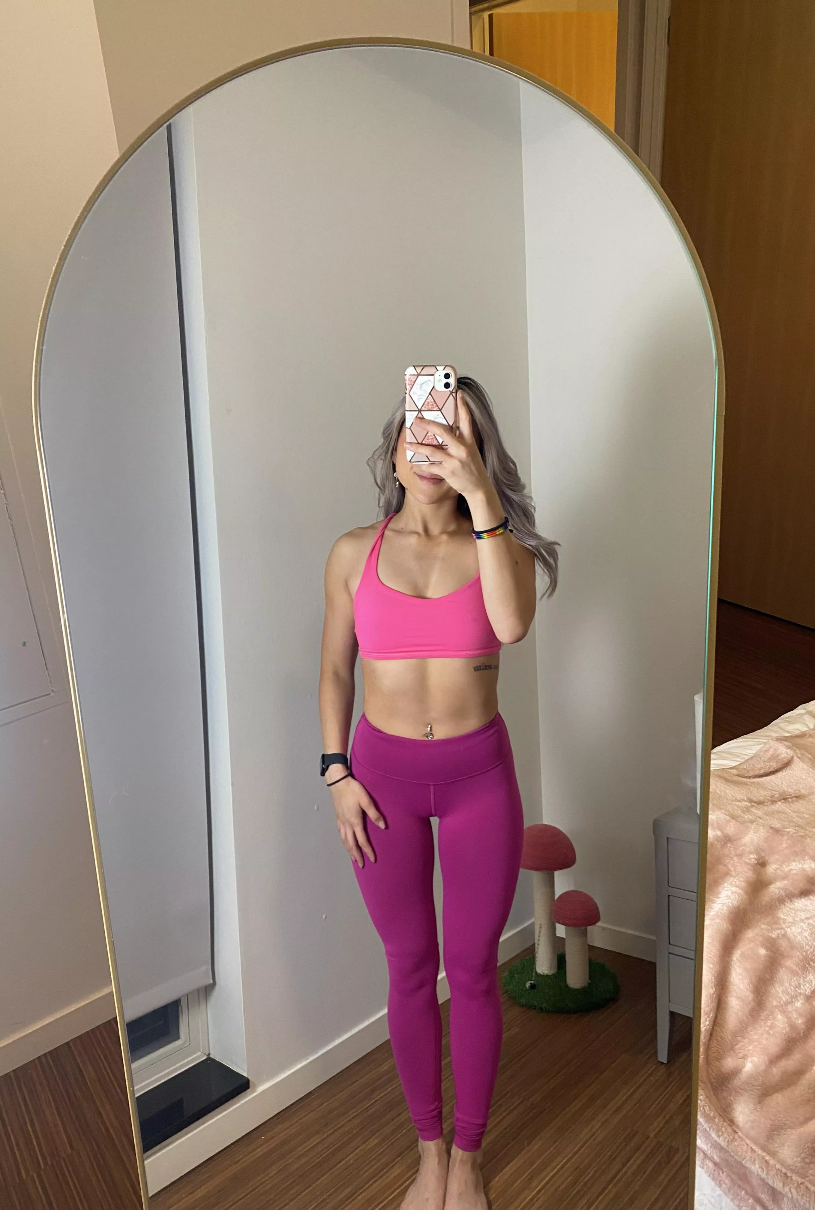 Do you approve of these hot pink leggings on me?